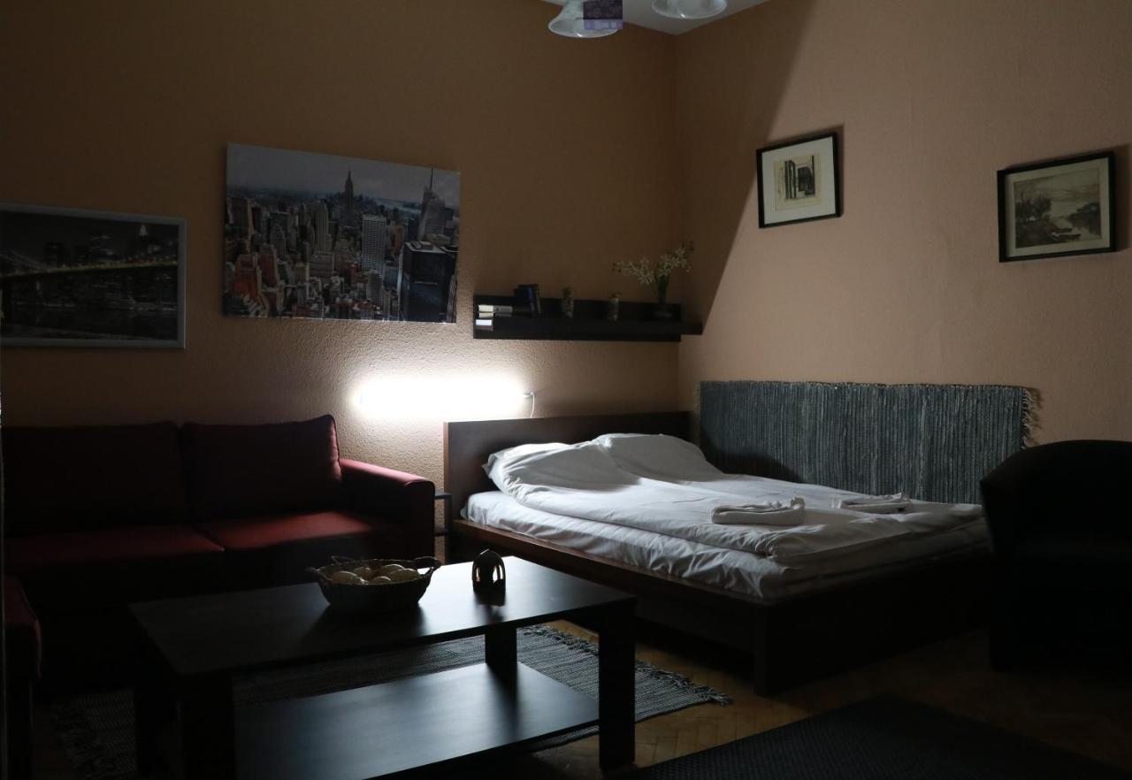Fornax Home With Balcony Budapeszt Zewnętrze zdjęcie