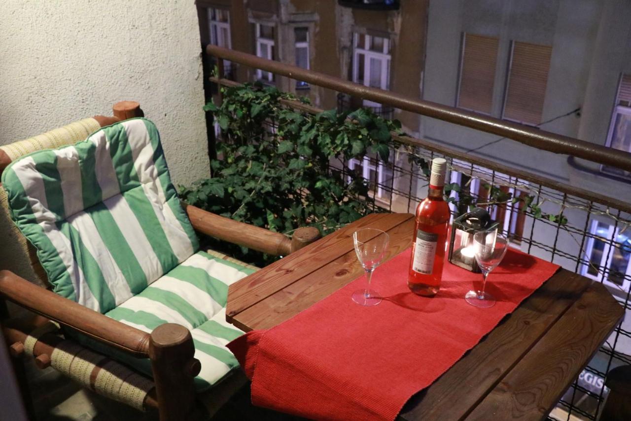 Fornax Home With Balcony Budapeszt Zewnętrze zdjęcie